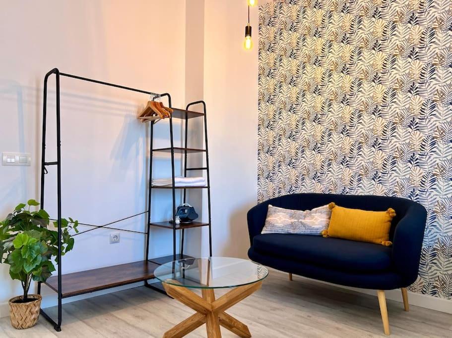 Apartment With Private Rooftop By Easytrip Málaga